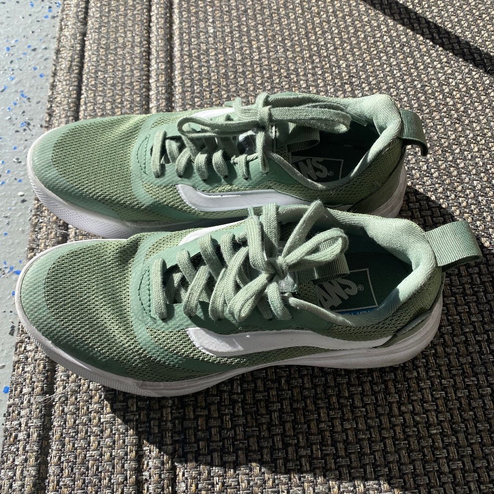 Vans Women Ultra Cush Shoes Rare Green Size 7